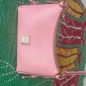 Dooney & Bourke Pink Penrose 20